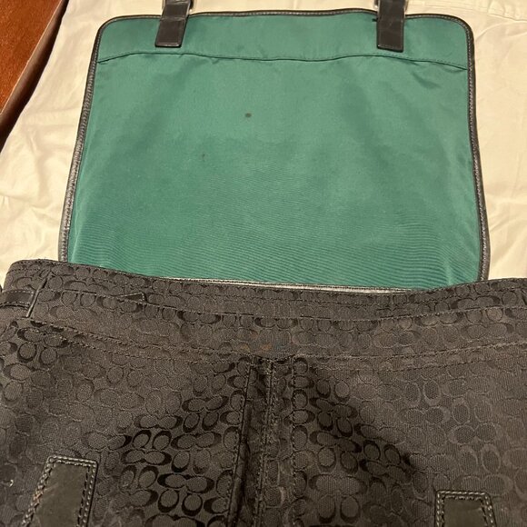 COACH MESSENGER BAG - LARGE - Picture 2 of 5